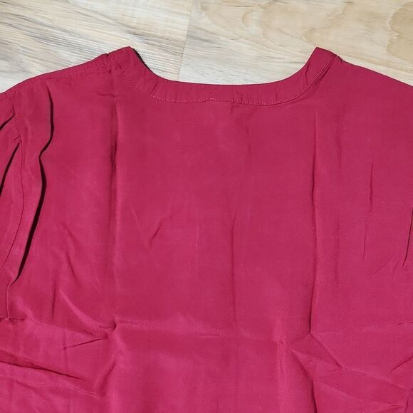 🔺️Old Navy Red Rayon Popover Long Sleeve Top Large - Picture 4 of 9